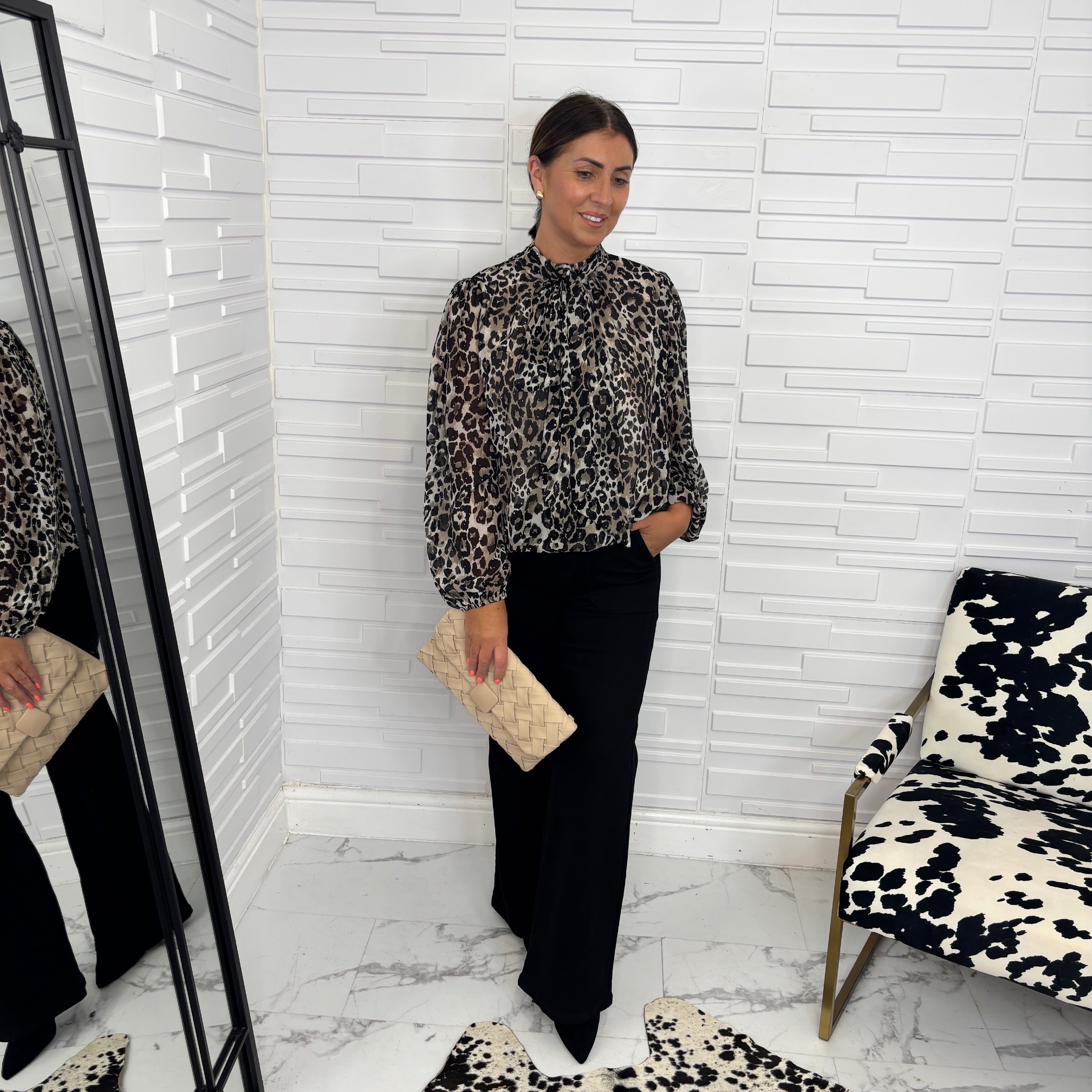 “Lilly” Leopard Blouse