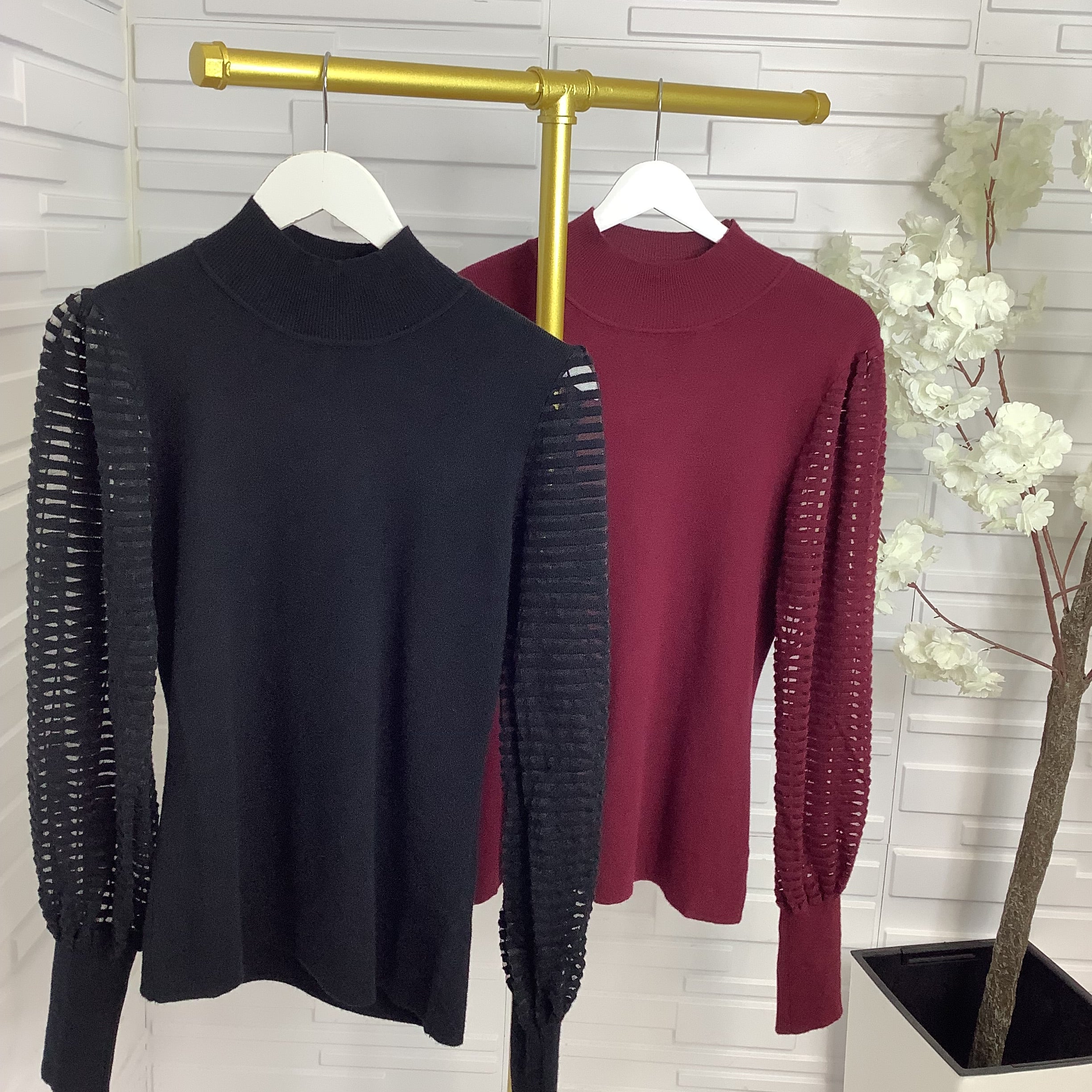 “Nova” Detailed Sleeve Knit