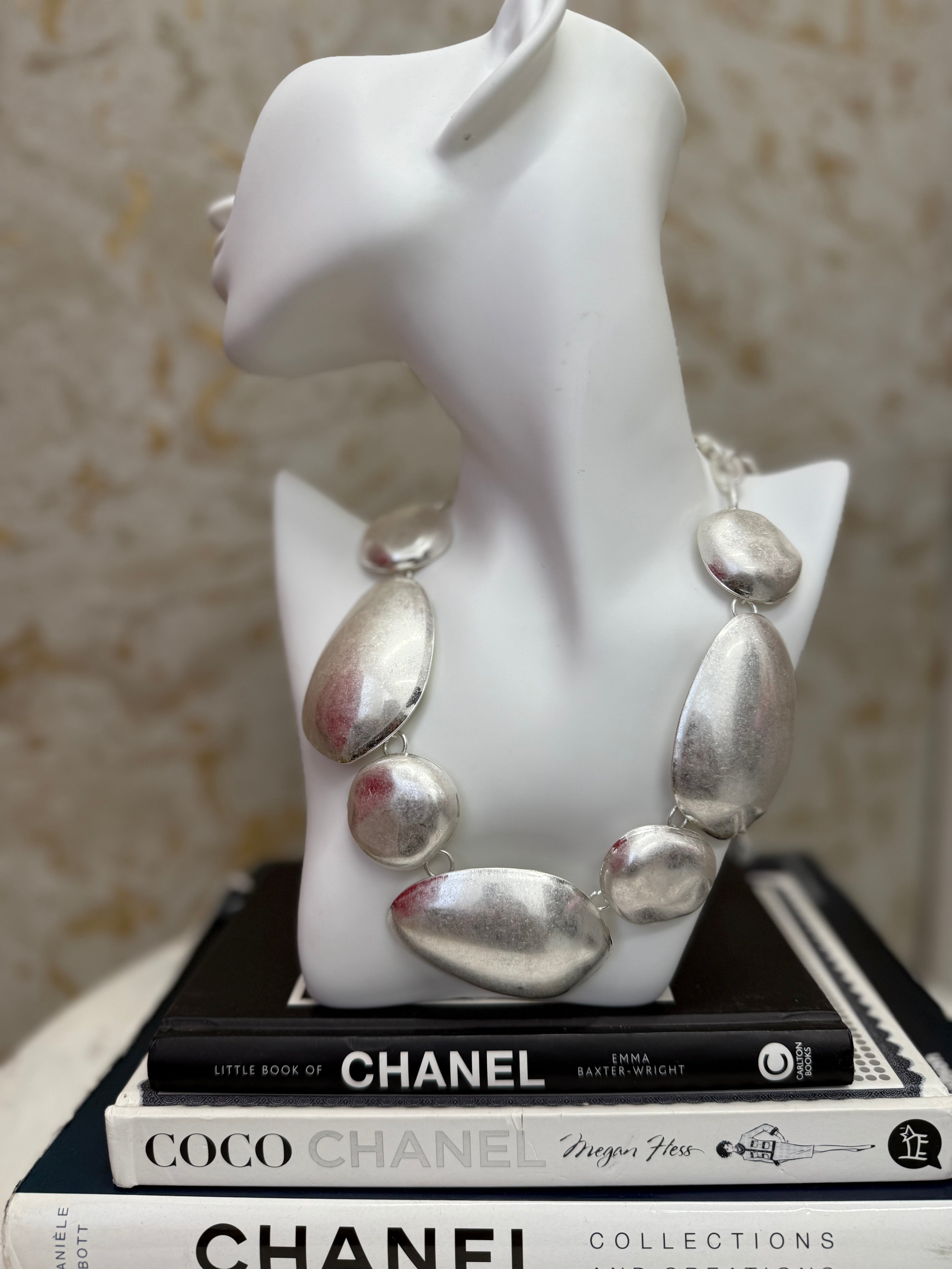 “Lizzie” Statement Necklace