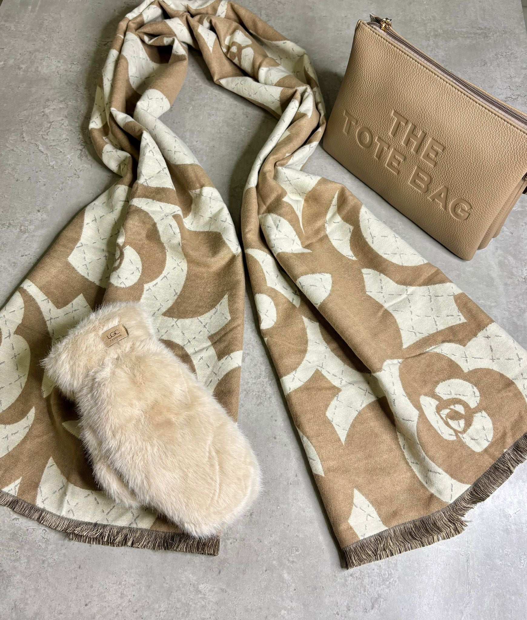 “Flo” Floral Wool Scarf