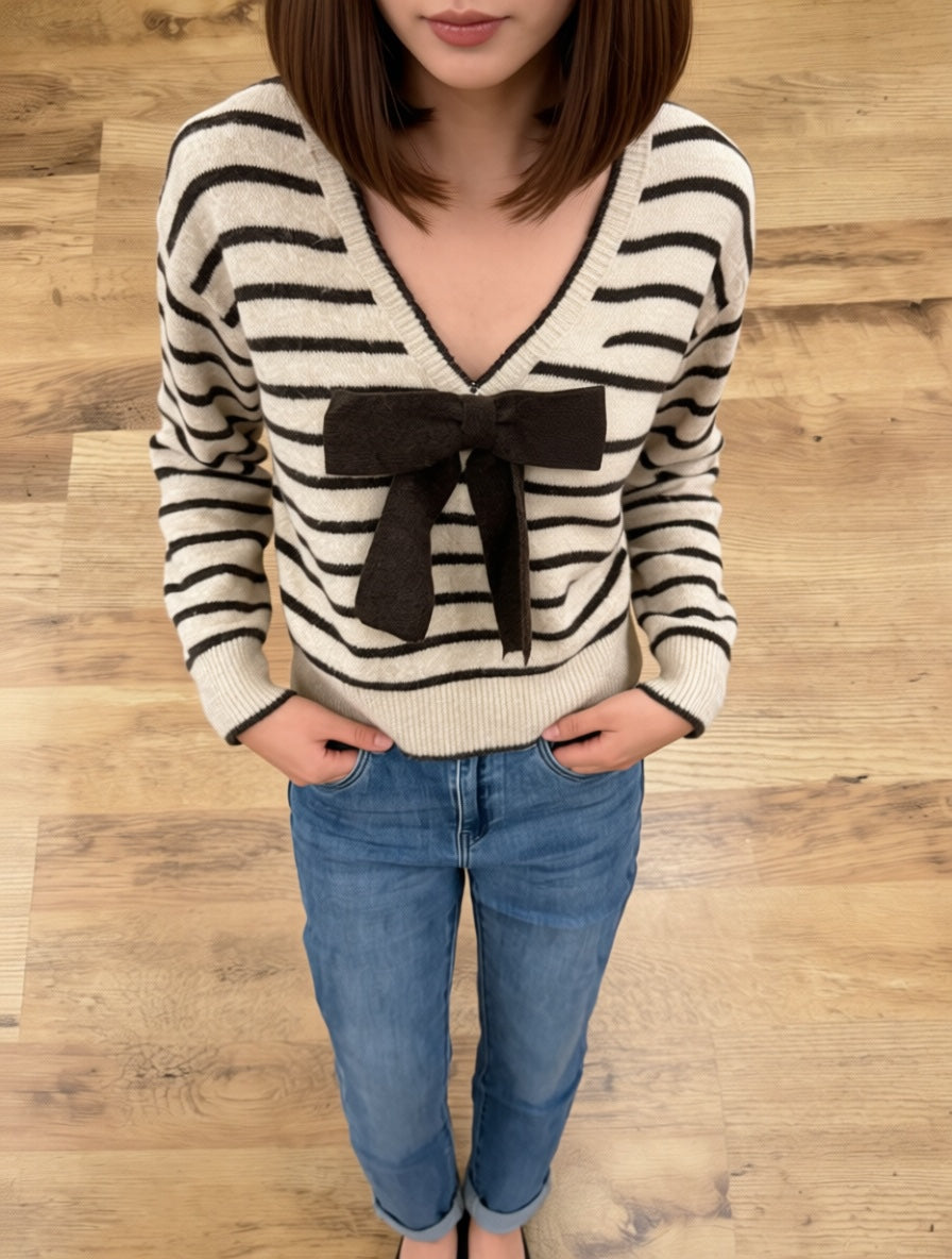 “Annie” Reversible Bow Knit