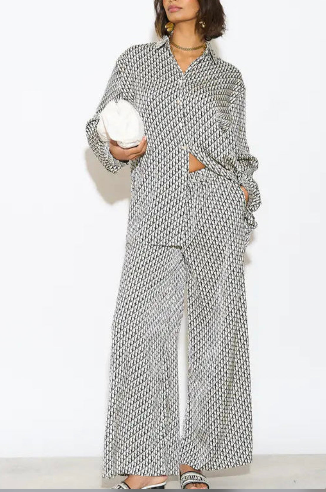 “Dana” Elastic Waist Wide Leg Trouser