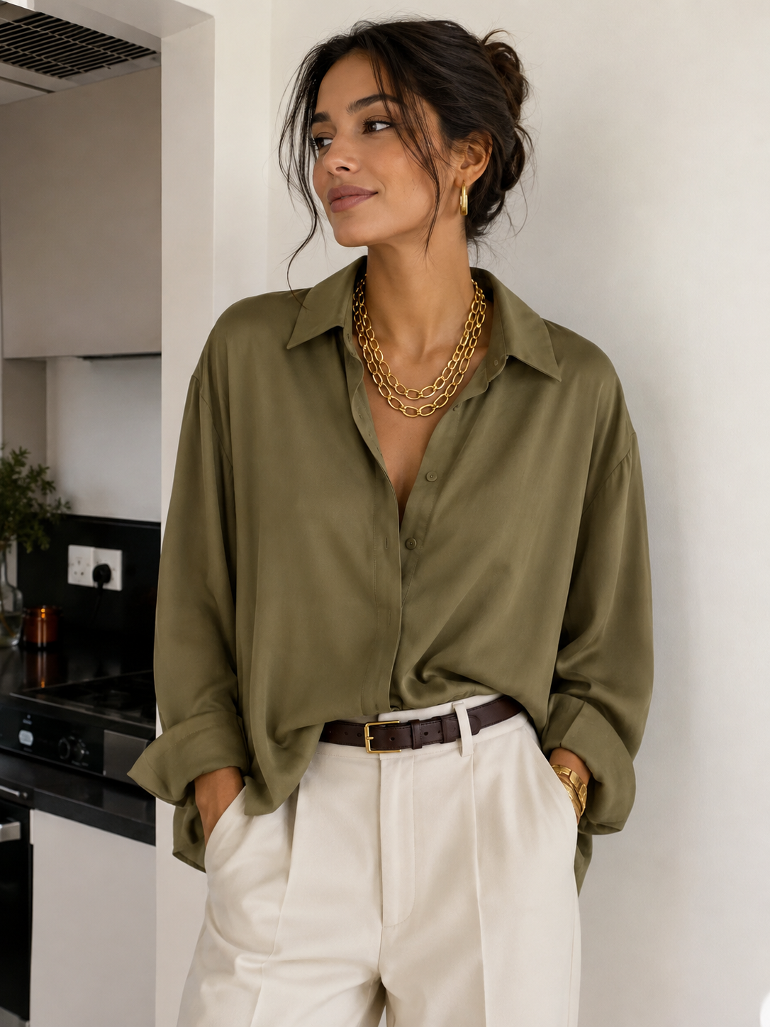 Amara - Deep Cuff Detail Shirt