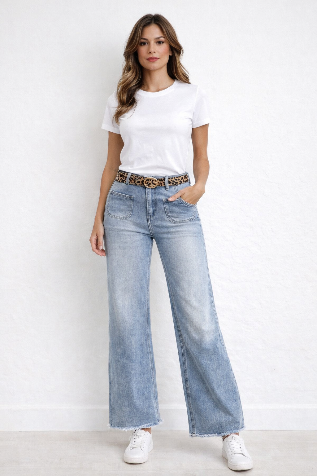 Light Wash Pocket Jeans