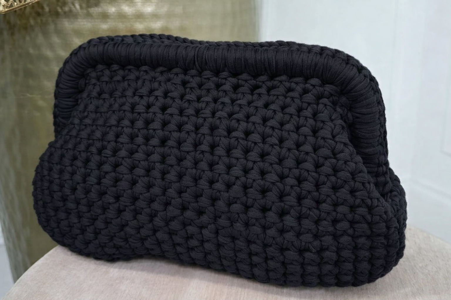 Mia - Woven Clutch Bag