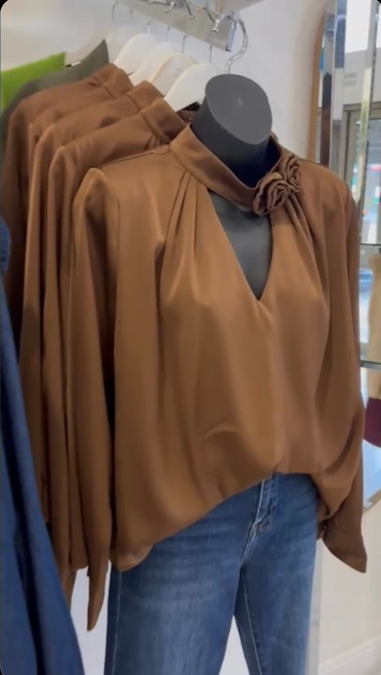 “Bronwyn” Satin Top