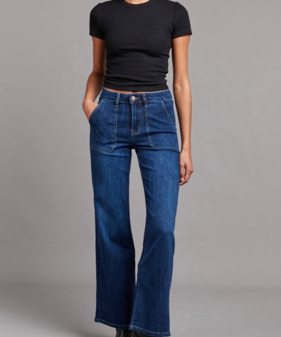 “Flo” Toxic Patch Pocket Jean (Recommend to size down)