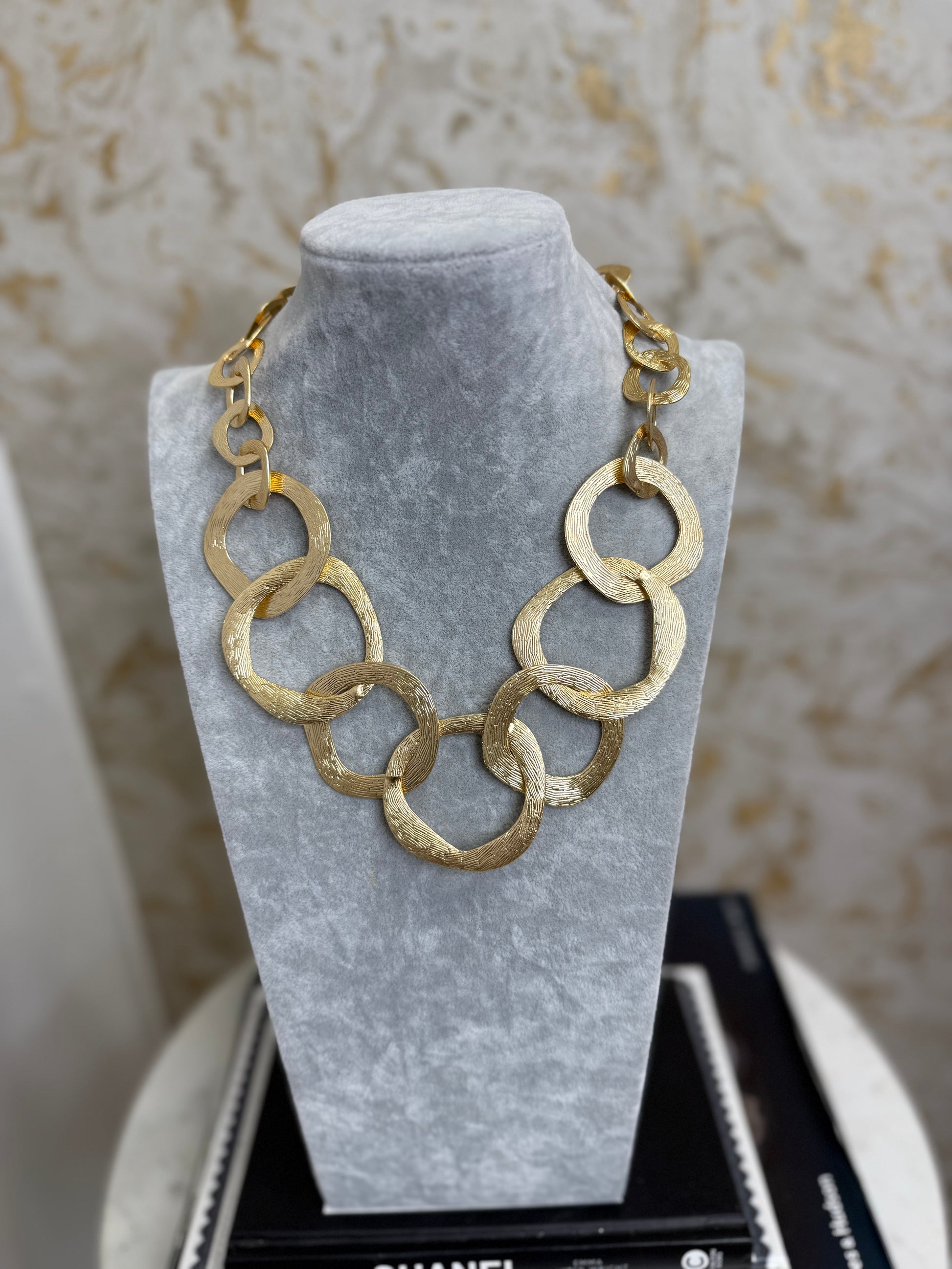 Circles Statement Chain
