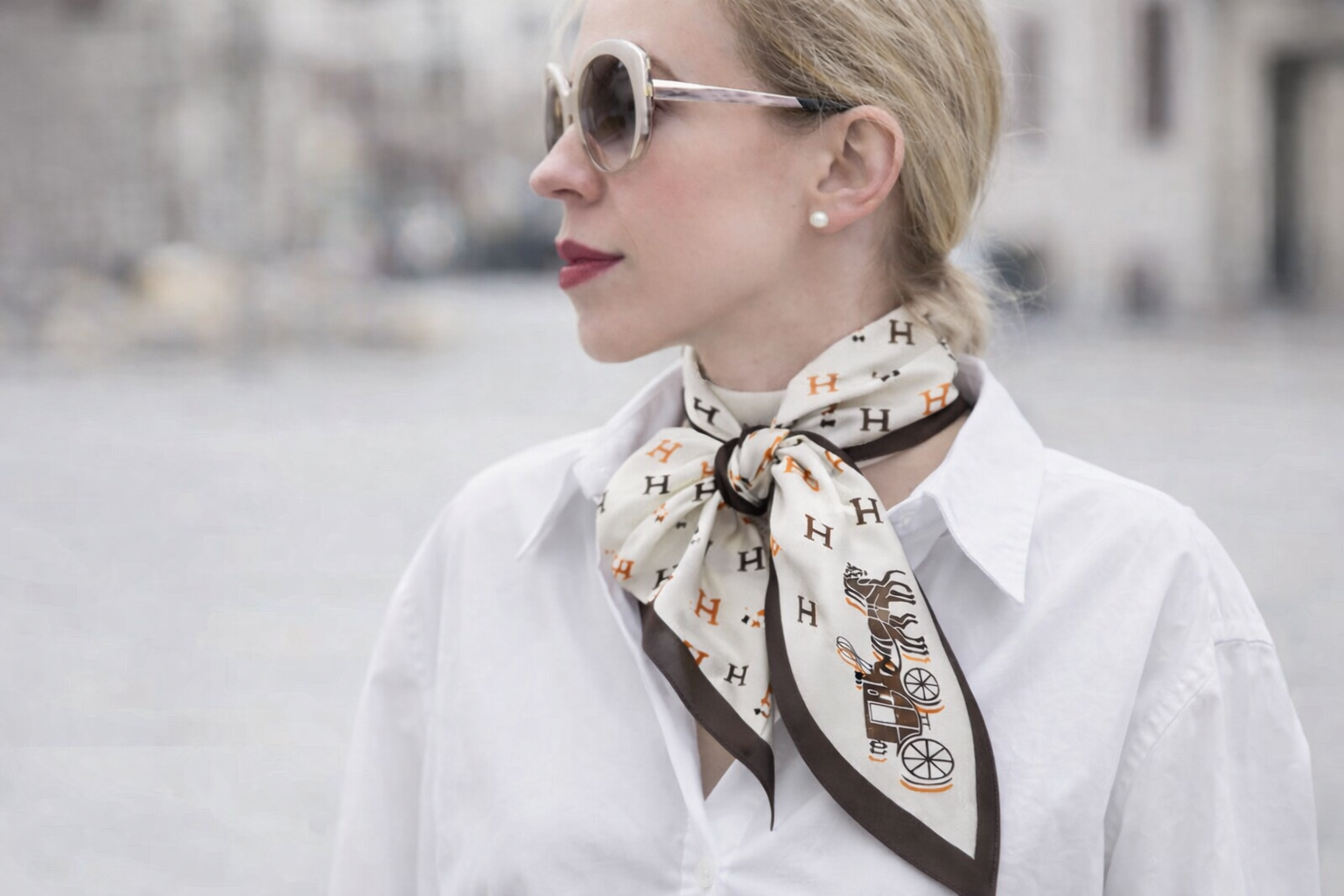 Heritage Carriage Silk Neck Scarf