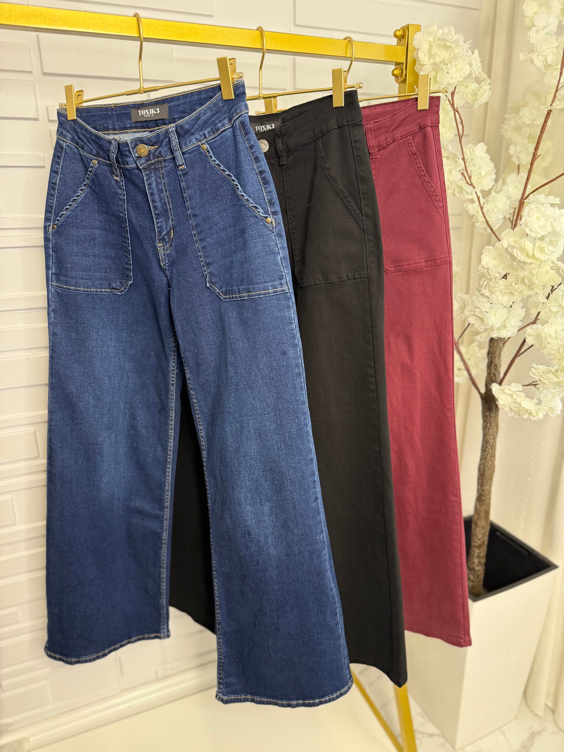 “Toxic” Patch Pocket Wide Leg Jeans (Recommend Size Down)