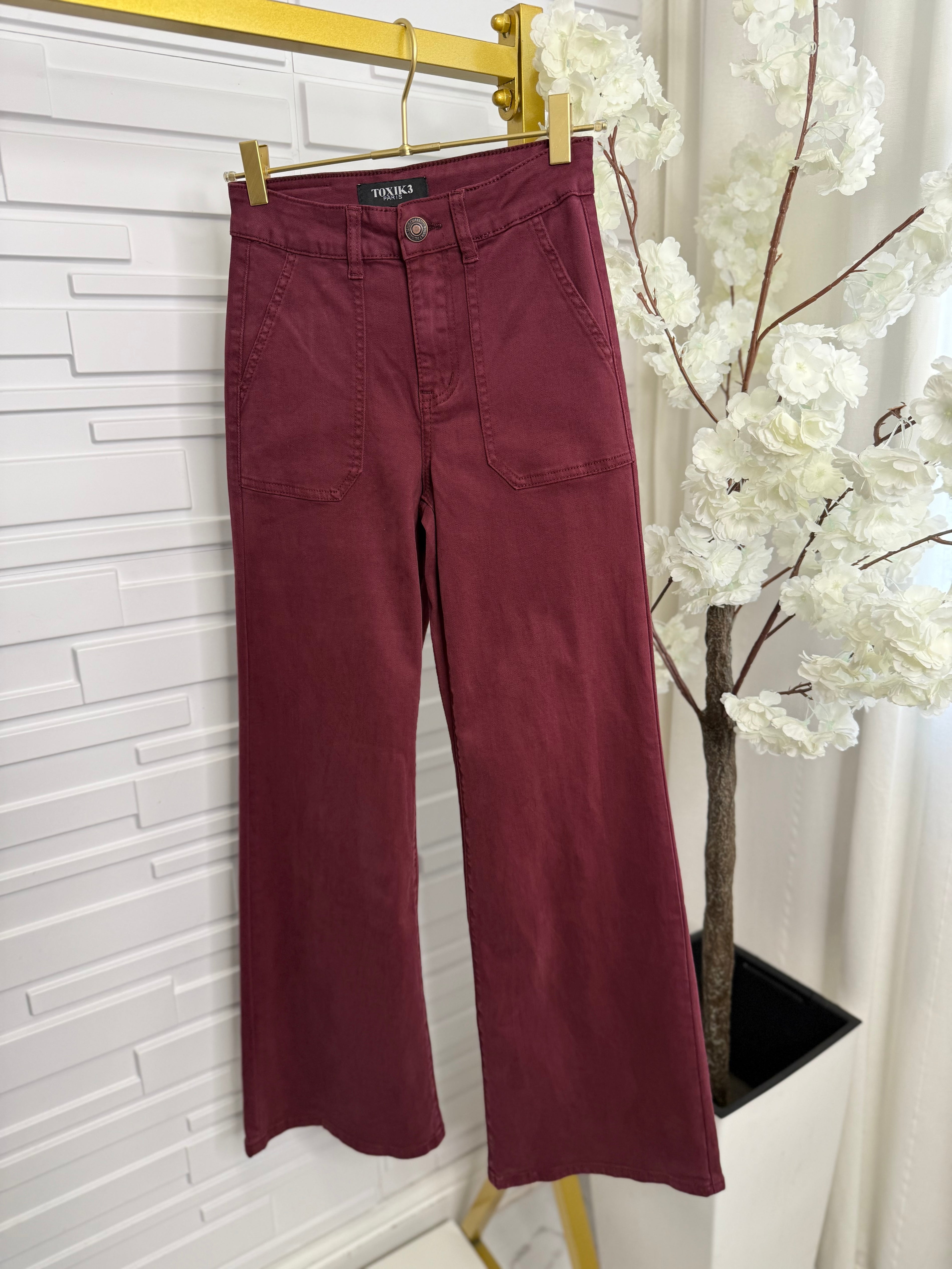 “Toxic” Patch Pocket Wide Leg Jeans (Recommend Size Down)