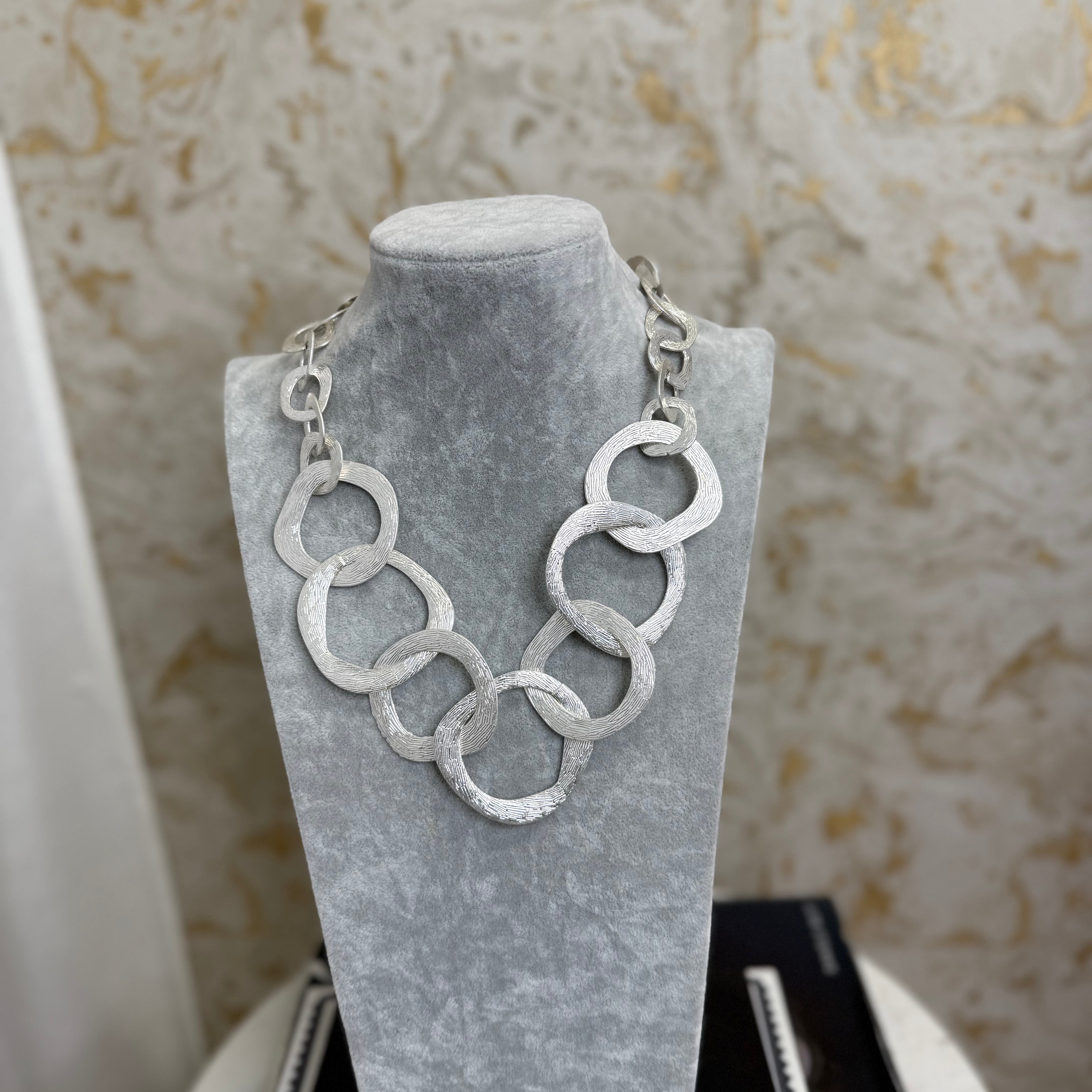 Circles Statement Chain
