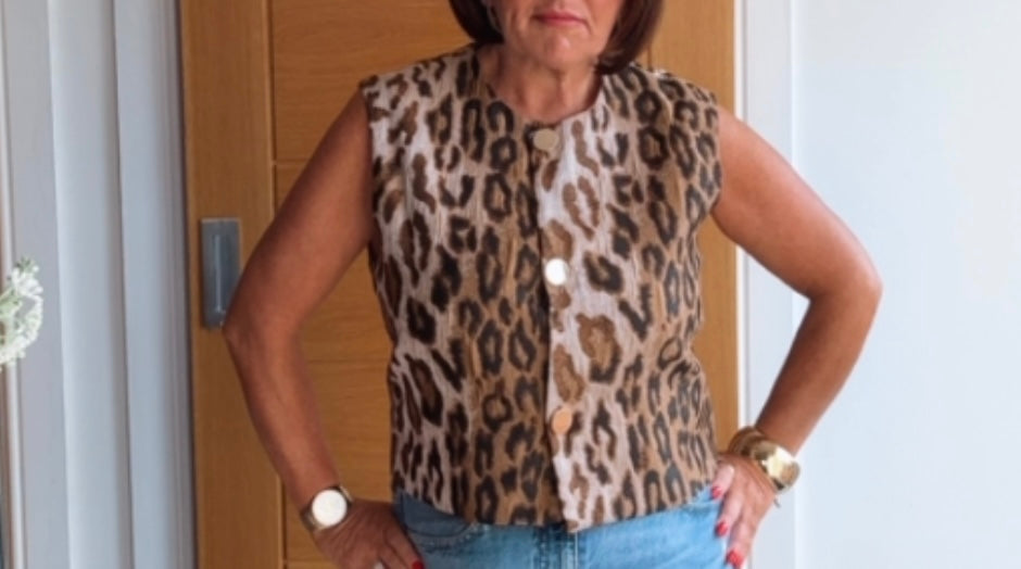 “Lexie” Leopard Sleeveless Gillet
