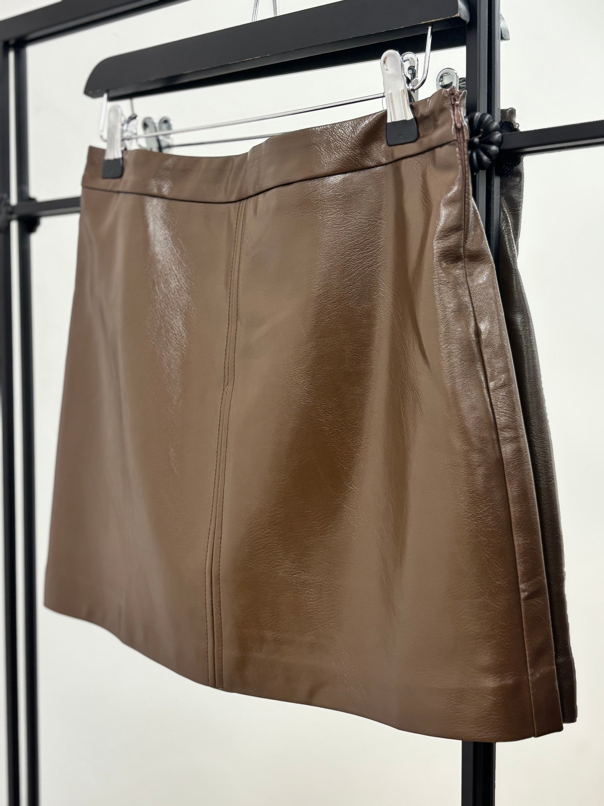 “Val” Vinyl Mini Skirt