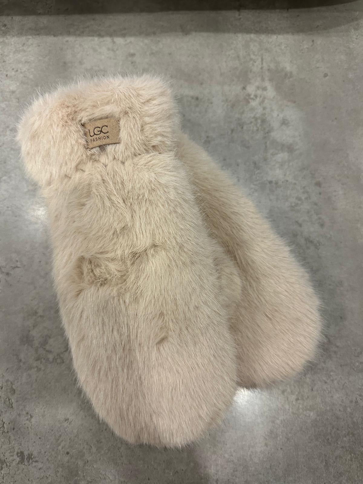 “Ursula” Fur Mittens