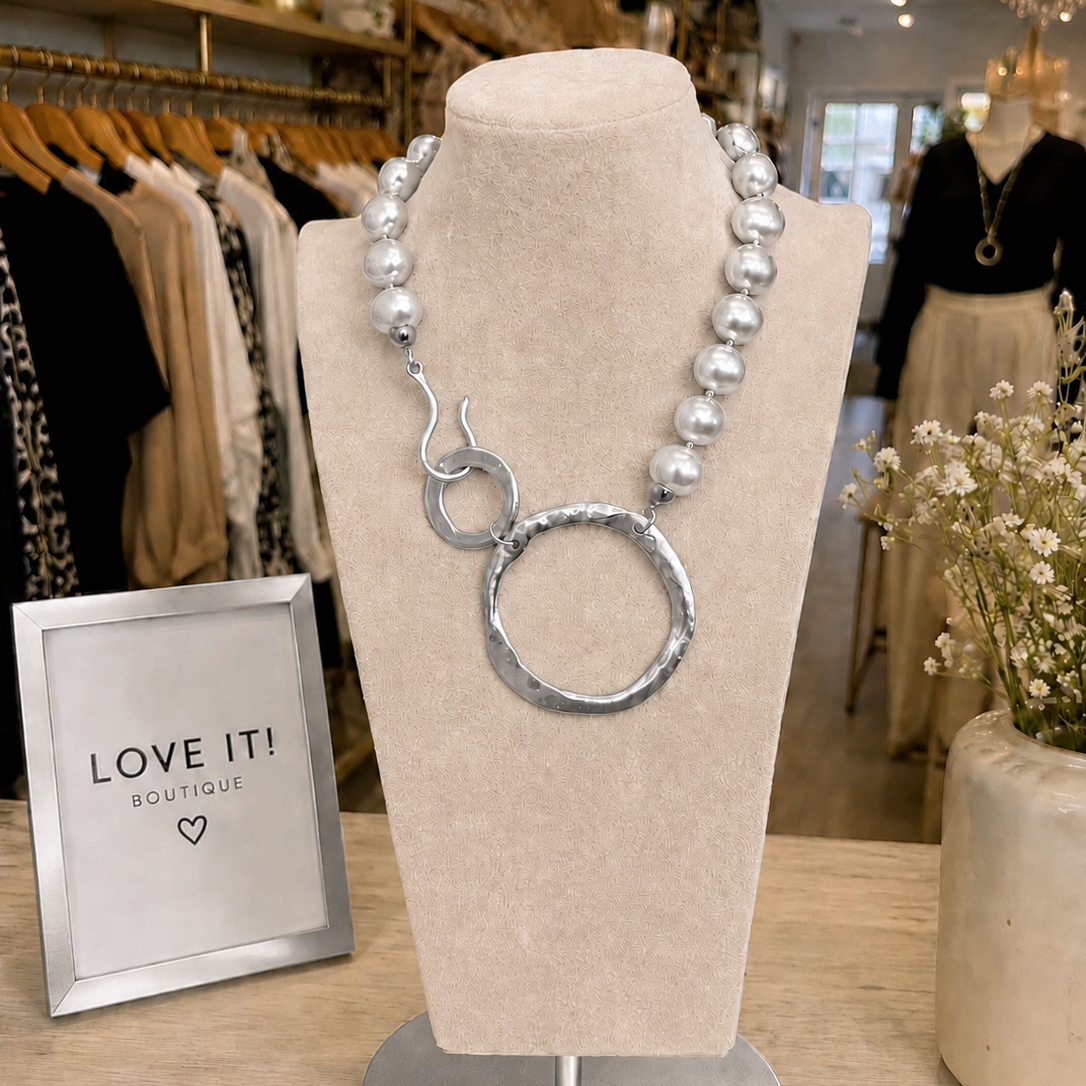 Luxe Pearl Halo Statement Necklace